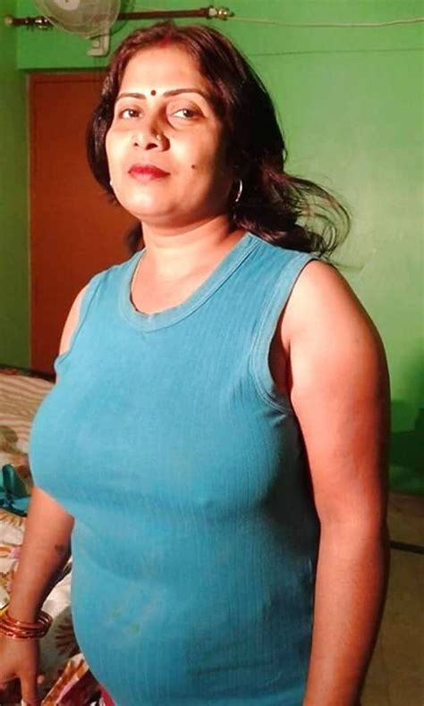 nude fat aunty|Desi Fat Aunty Nude Pics Of Big Tits & Ass